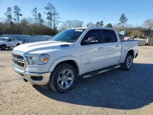 RAM 1500 5.7L 8 2019