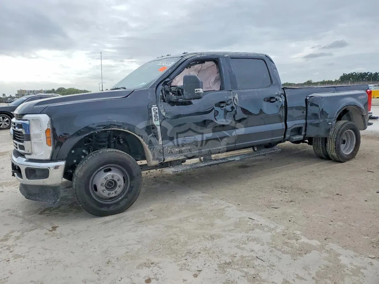 Ford F-350 SUPER DUTY 6.7L 8 2025