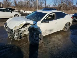 Nissan Altima SR 2.5L 4 2021