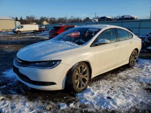 Chrysler 200 3.6L 6 2015