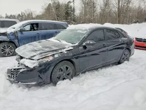 Hyundai Elantra SEL 2.0L 4 2023