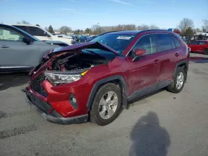 Toyota Rav4 XLE 2.5L 4 2020