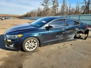Ford Fusion TITANIUM 2.0L 4 2020