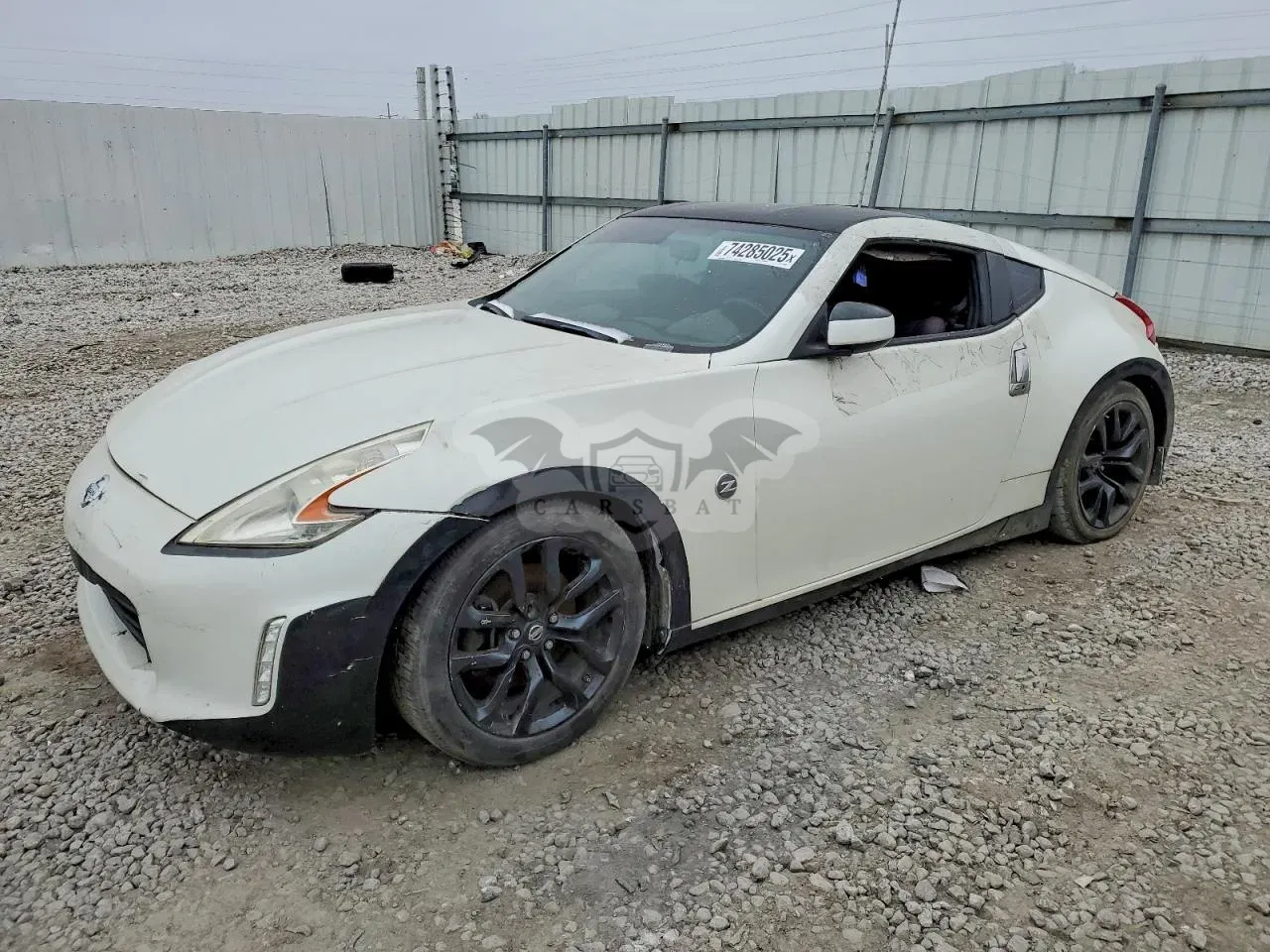 Nissan 370z BASE 3.7L 6 2017
