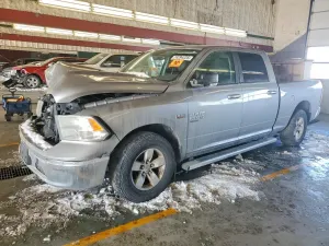 RAM 1500 SLT 5.7L 8 2020