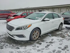 Hyundai Sonata SE 2.4L 4 2016