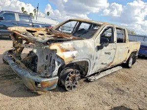 Chevrolet Silverado 1500 6.6L 8 2024