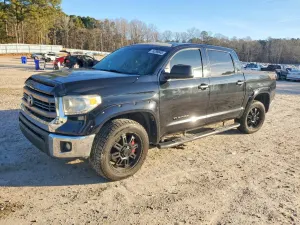 Toyota Tundra CREWMAX SR5 4.6L 8 2015