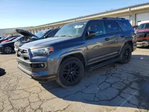 Toyota 4Runner NIGHT SHADE 4.0L 6 2021