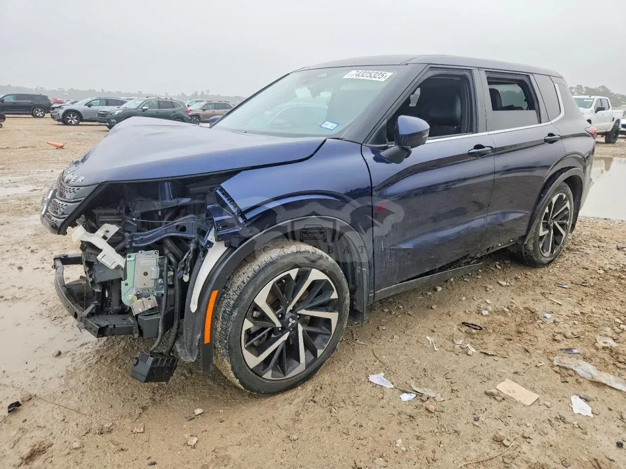 Mitsubishi Outlander SE 2.5L 4 2023