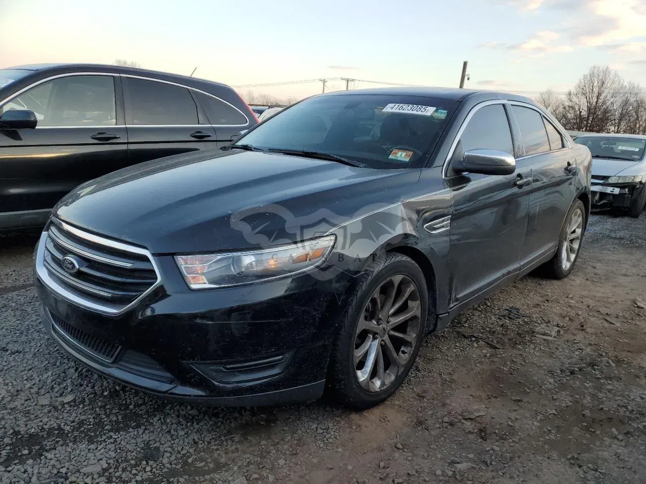 Ford Taurus LIMITED 3.5L 6 2013
