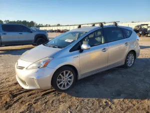 Toyota Prius 1.8L 4 2013