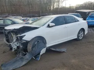 Toyota Camry L 2.5L 4 2013
