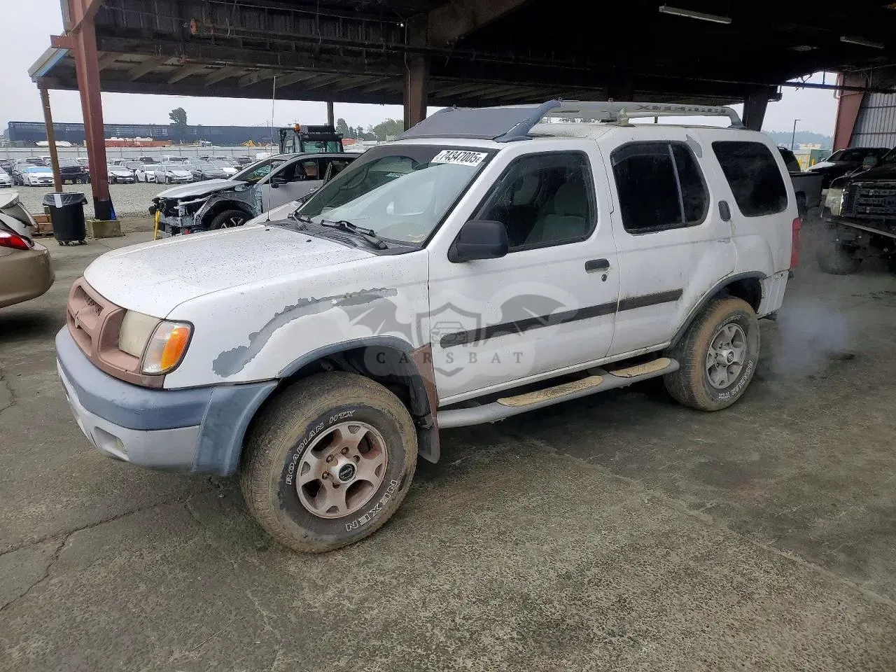 Nissan Xterra XE 3.3L 6 2000