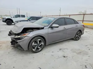 Hyundai Elantra SEL 2.0L 4 2023