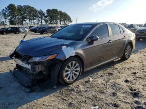 Toyota Camry L 2.5L 4 2019
