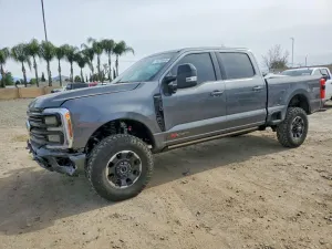Ford F-250 6.7L 8 2026