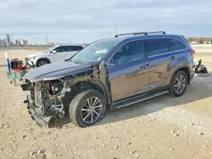 Toyota Highlander 3.5L 6 2019