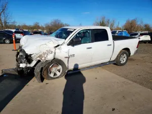 RAM 1500 SLT 5.7L 8 2018