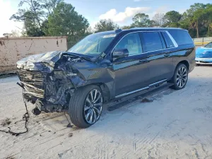 Cadillac Escalade ESV PLATINUM LUXURY 6.2L 8 2026