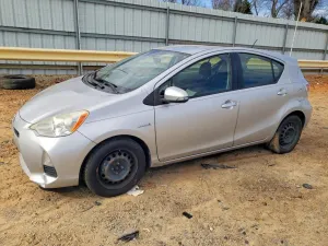 Toyota Prius 1.5L 4 2013