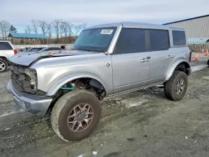 Ford Bronco 2.3L 4 2022