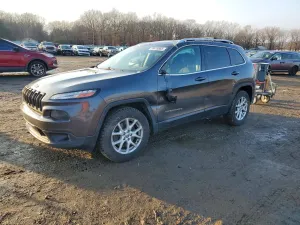Jeep Cherokee LATITUDE 2.4L 4 2016