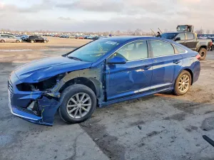 Hyundai Sonata SE 2.4L 4 2019