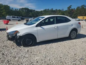 Toyota Corolla L 1.8L 4 2019