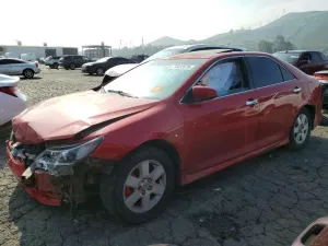 Toyota Camry BASE 2.5L 4 2012