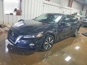 Nissan Altima 2.5L 4 2019