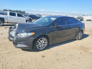 Ford Fusion SE 2.5L 4 2015