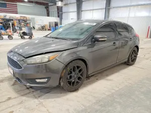 Ford Focus SE 2.0L 4 2016
