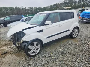 Kia Soul + 2.0L 4 2011
