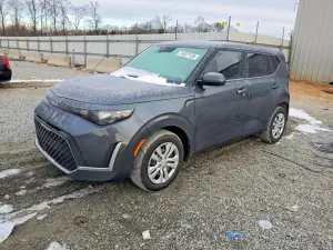 Kia Soul 2.0L 4 2025