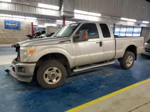 Ford F-250 SUPER DUTY 6.2L 8 2012