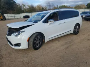 Chrysler Pacifica LIMITED 3.6L 6 2017