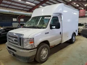 Ford Econoline E350 SUPER DUTY CUTAWAY VAN 7.3L 8 2021