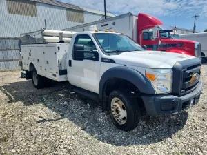 Ford F-450 6.8L 10 2015