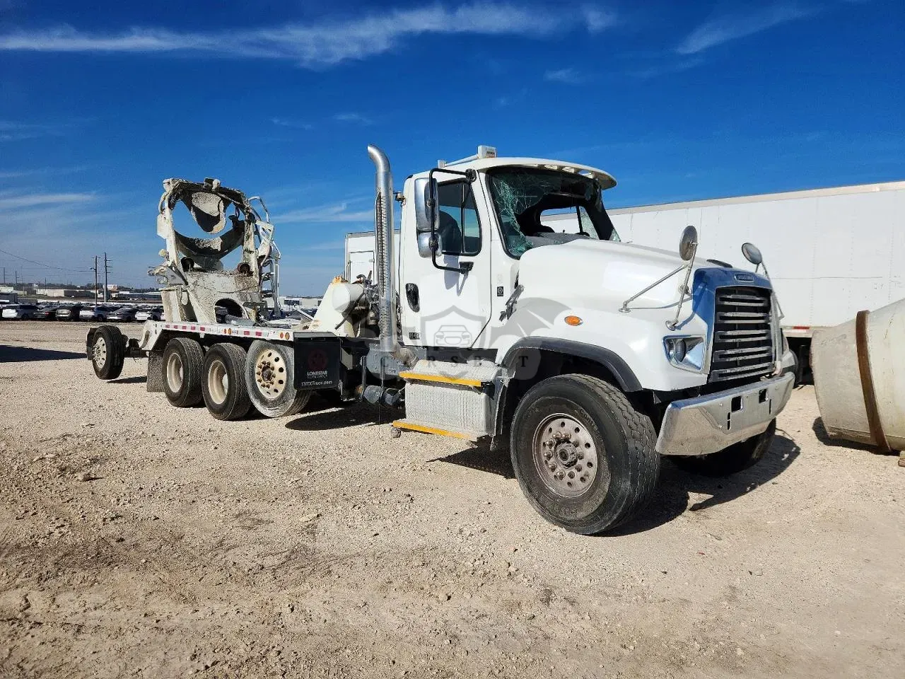 Freightliner Business Class M2 12.8L 6 2023