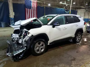 Toyota Rav4 XLE 2.5L 4 2025