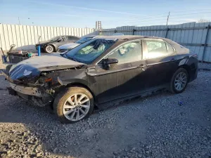 Toyota Camry LE 2.5L 4 2022