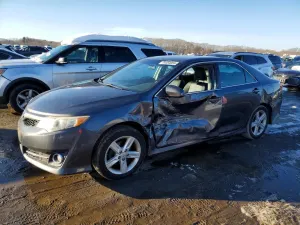 Toyota Camry L 2.5L 4 2013