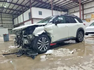 Nissan Pathfinder PLATINUM 3.5L 6 2022