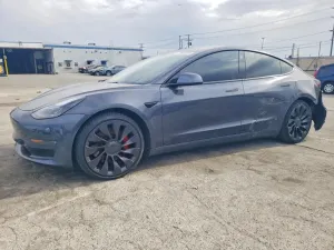 Tesla Model 3 2022
