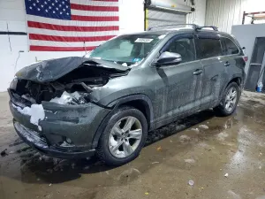 Toyota Highlander LIMITED 3.5L 6 2016