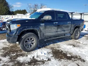 Toyota Tundra CREWMAX 1794 5.7L 8 2017