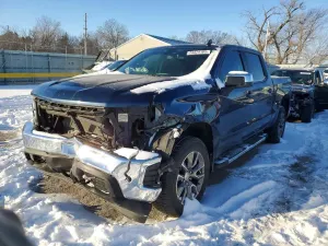 Chevrolet Silverado 1500 K1500 LT 2.7L 4 2021
