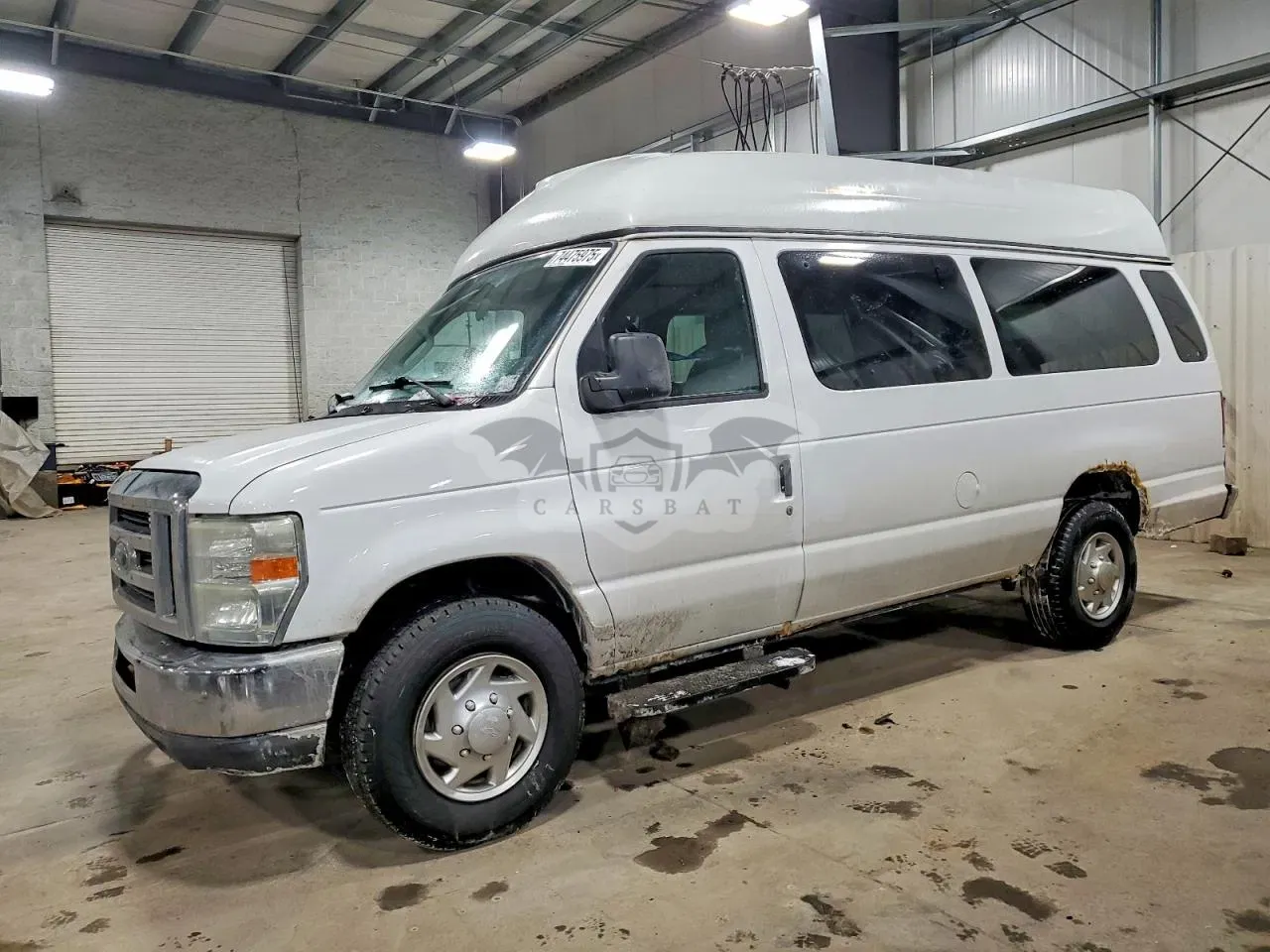 Ford Econoline E350 SUPER DUTY WAGON 5.4L 8 2010