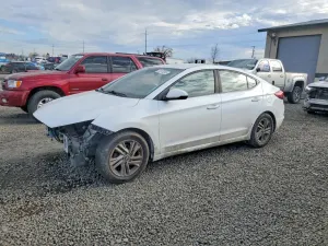 Hyundai Elantra SEL 2.0L 4 2019